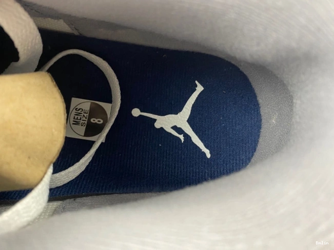 Boostmaster lin CT8532-140 Midnight Jordan Navy 3 Air 0705